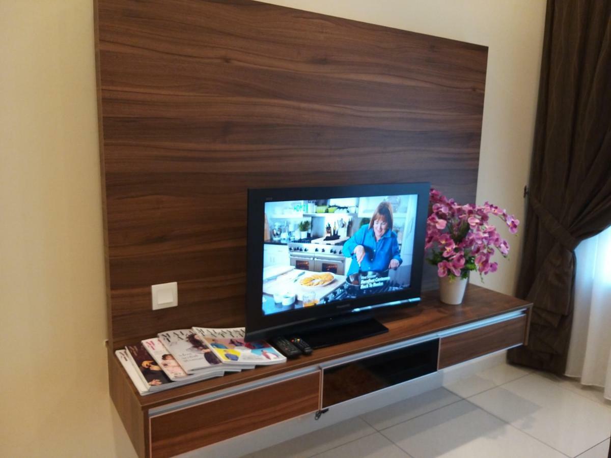 Southville @ Savanna Executive Apartemen