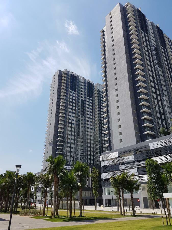 Southville @ Savanna Executive Apartemen *